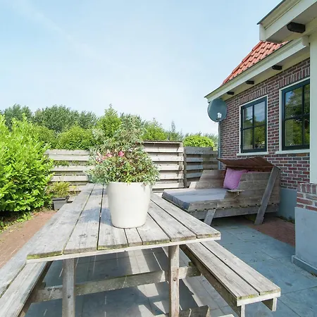 Near Dutch Coast & Sauna Feriehus *